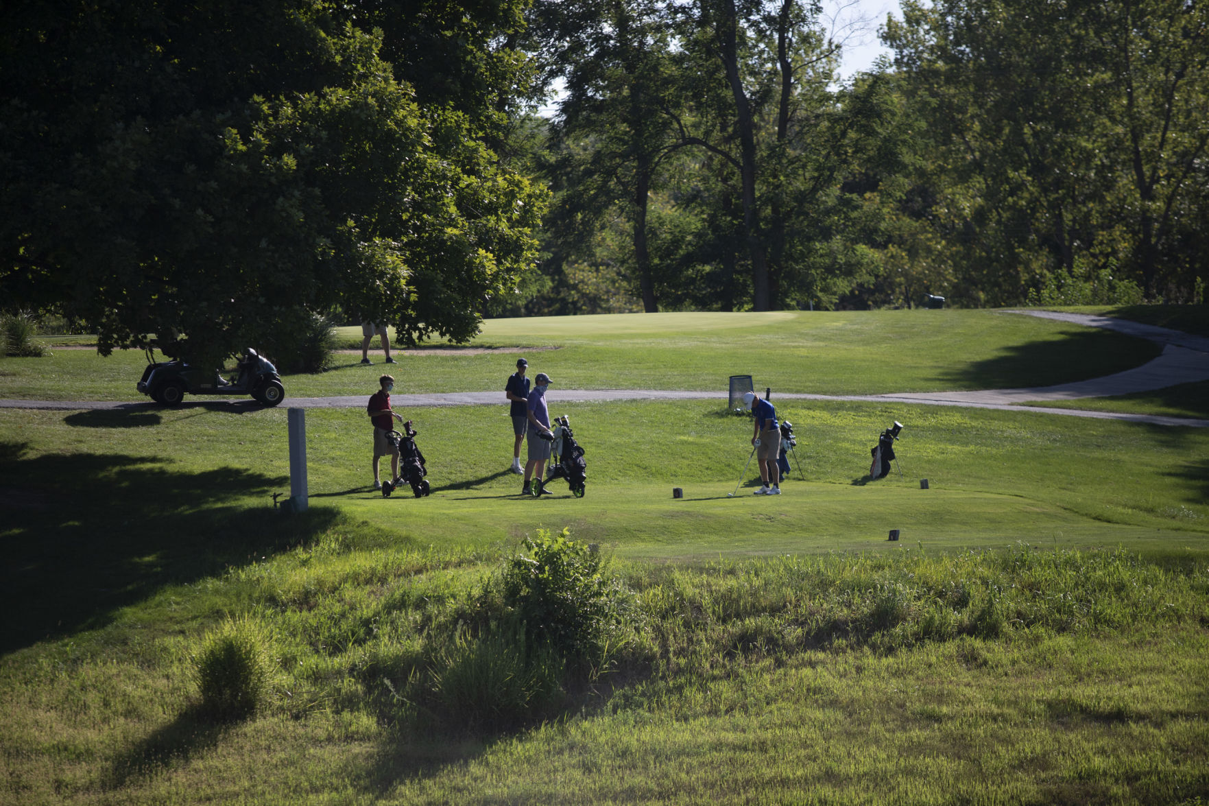 boys-golf-081920-14.jpg